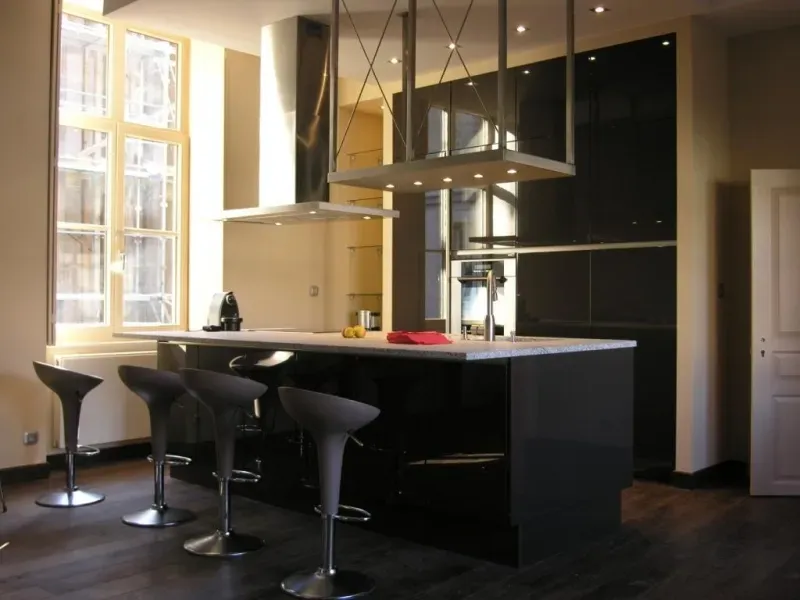 Rénovation de cuisine dans un appartement haut de gamme à Besançon